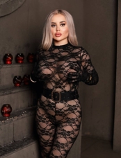 Создай Эпичную Рольку с Куртизанкой: Уникальный Сценарий!